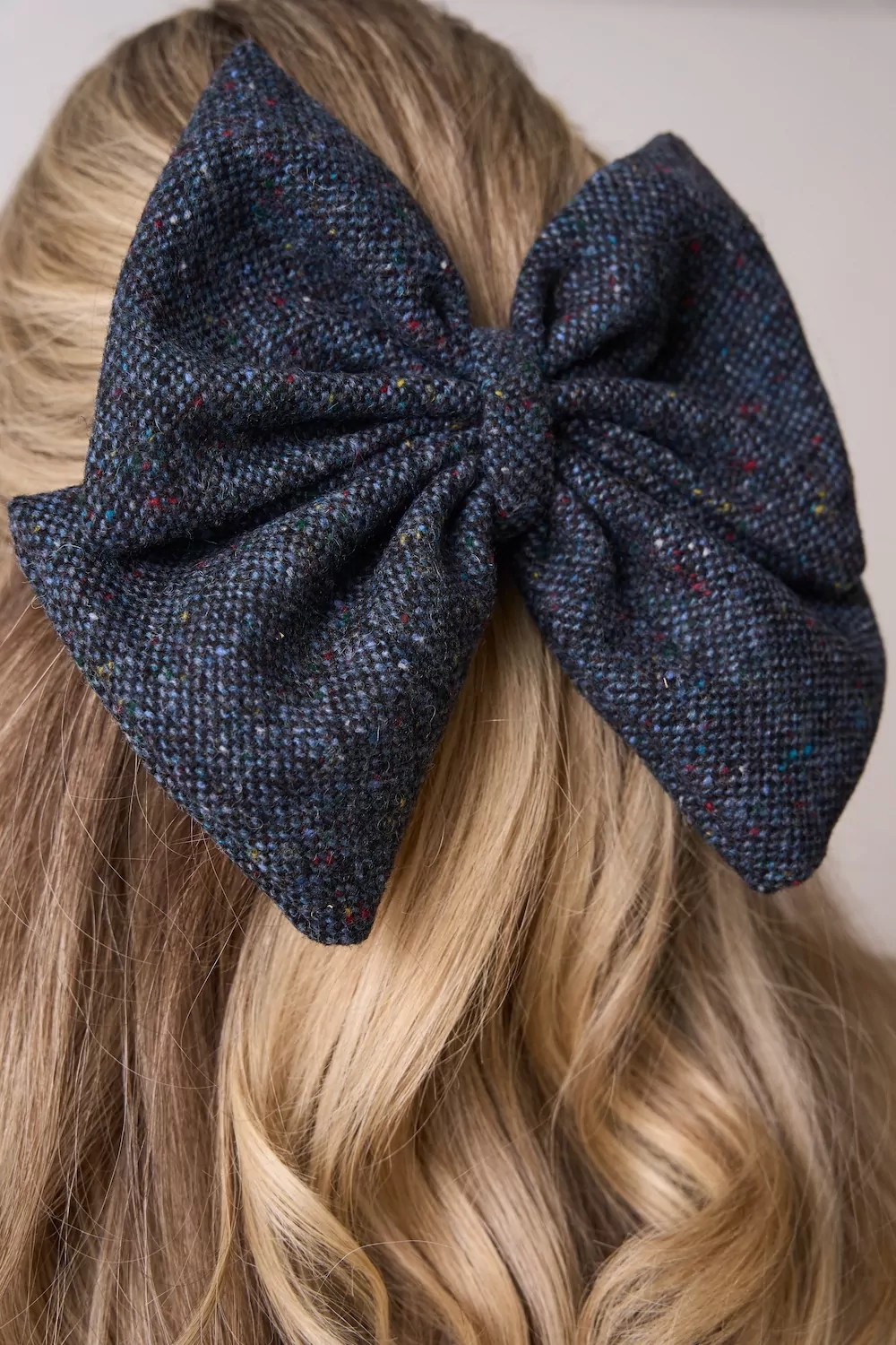 'The Navy Fleck' Oversized Donegal Tweed Bow - Image 2